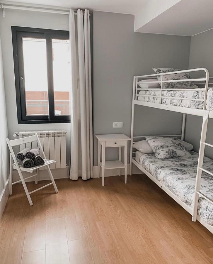 Hostel Rio Madrid Exterior photo