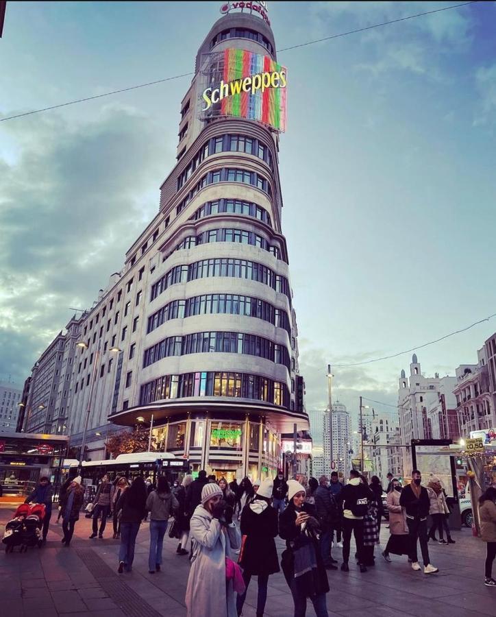 Hostel Rio Madrid Exterior photo