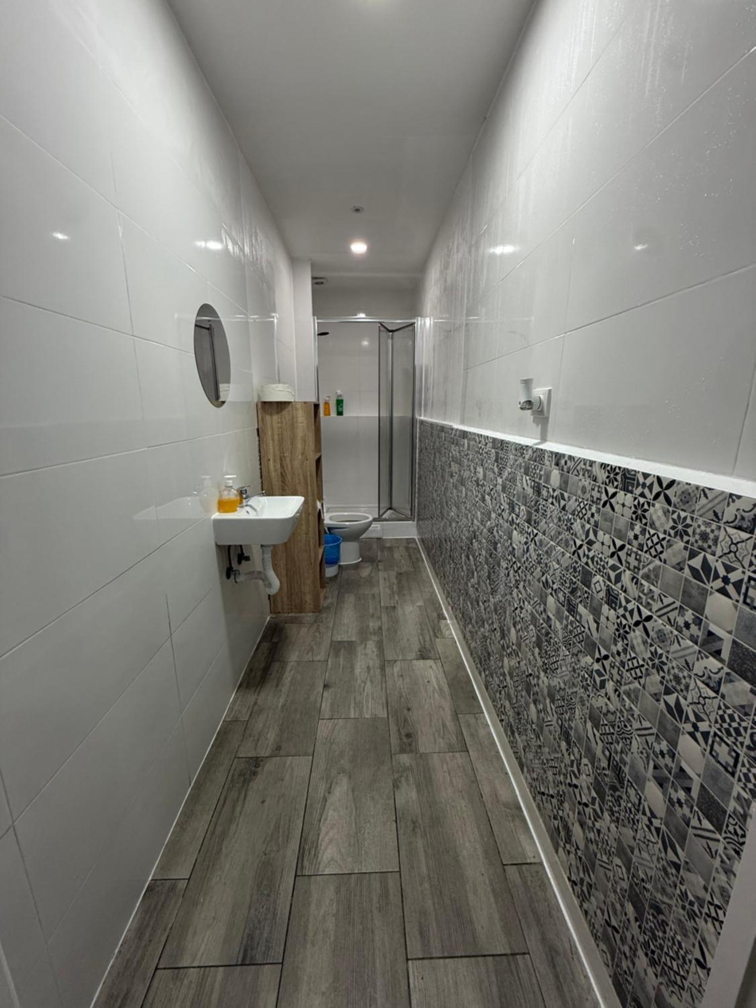 Hostel Rio Madrid Exterior photo