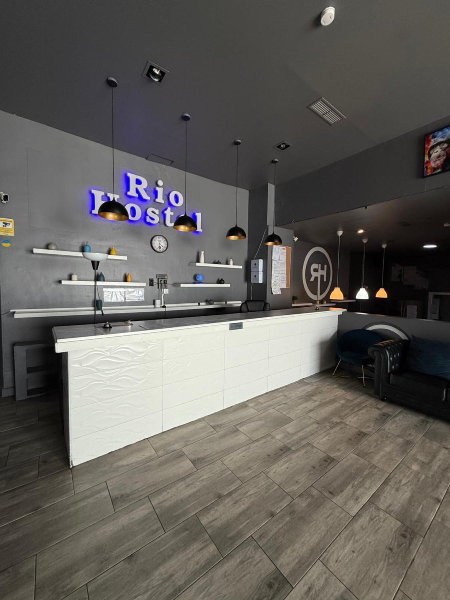 Hostel Rio Madrid Exterior photo