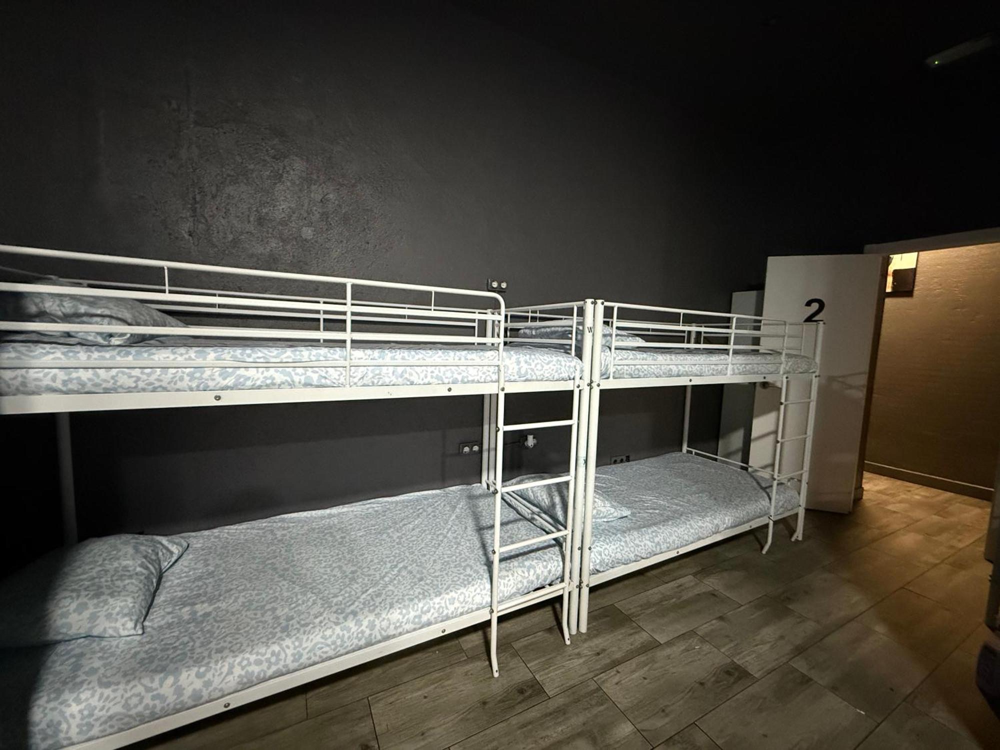 Hostel Rio Madrid Exterior photo