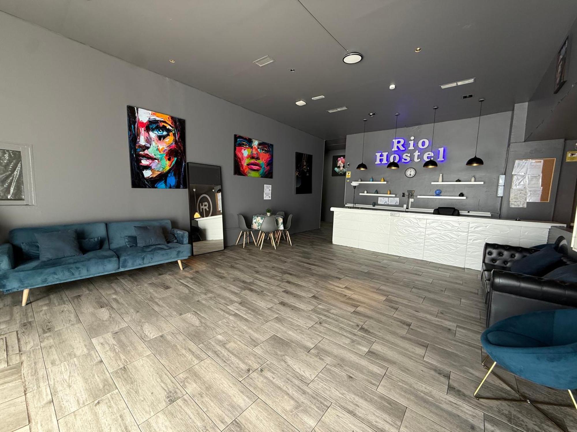 Hostel Rio Madrid Exterior photo